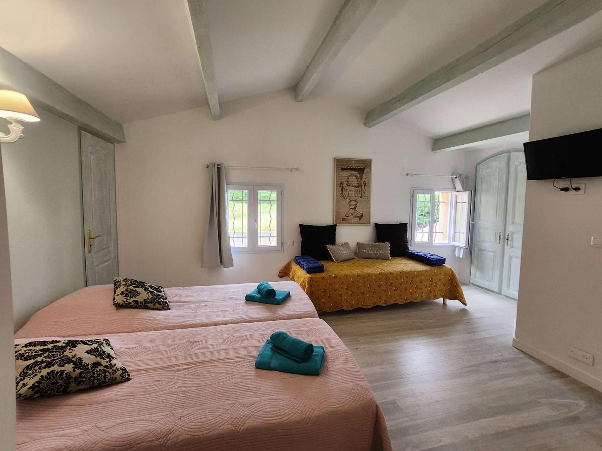 Le Clos Renaissance Oppède Buitenkant foto