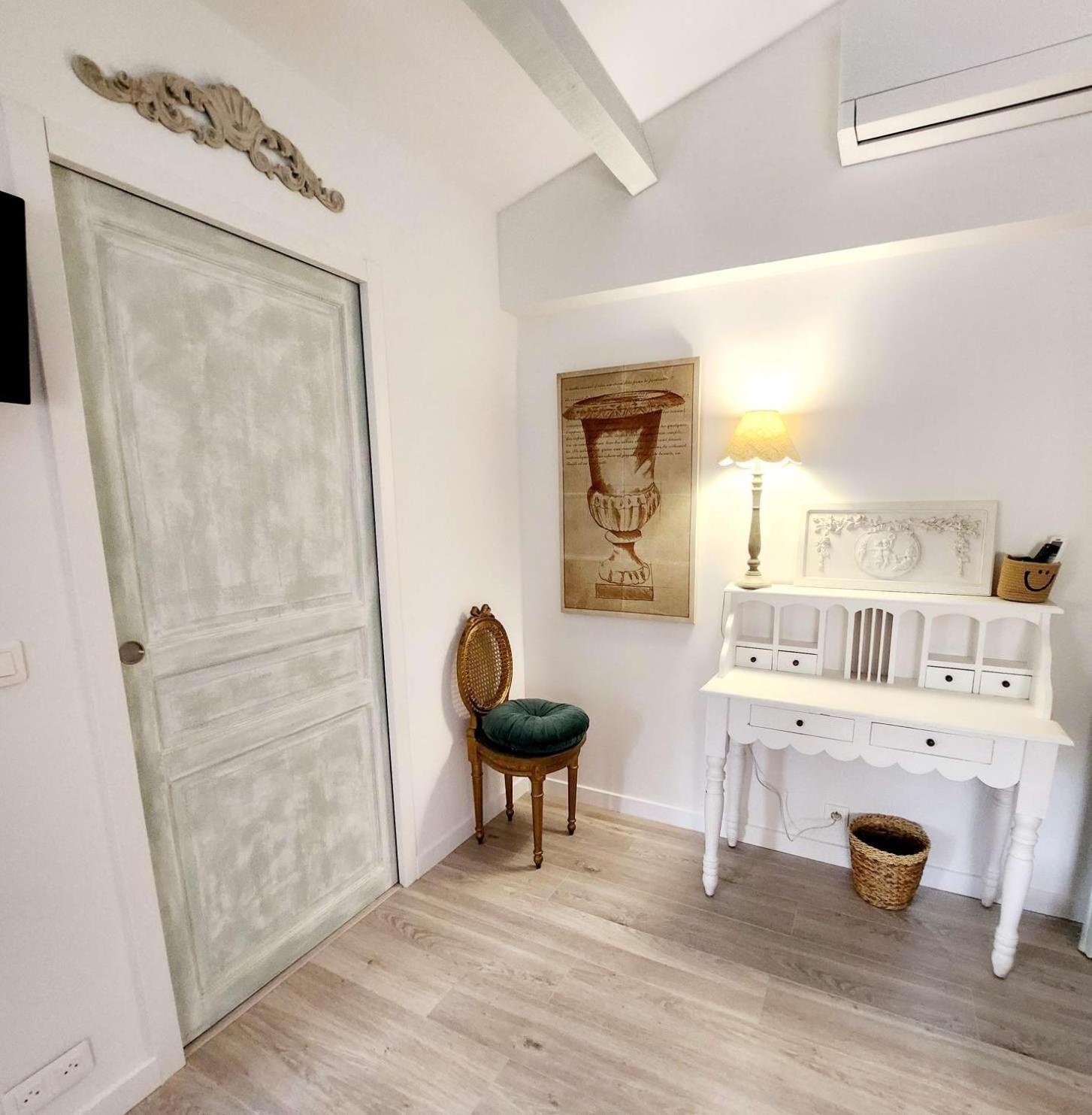 Le Clos Renaissance Oppède Buitenkant foto