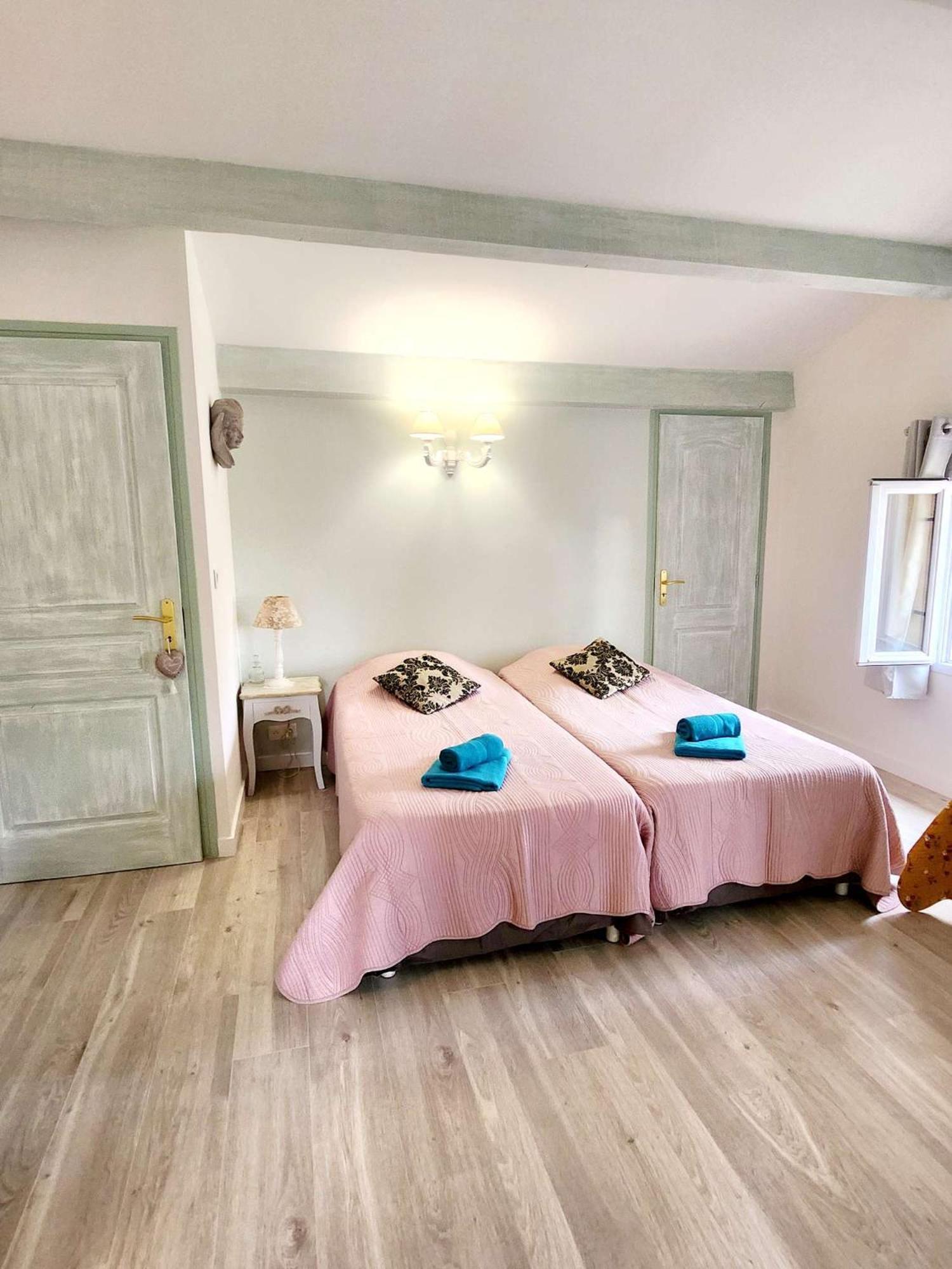 Le Clos Renaissance Oppède Buitenkant foto