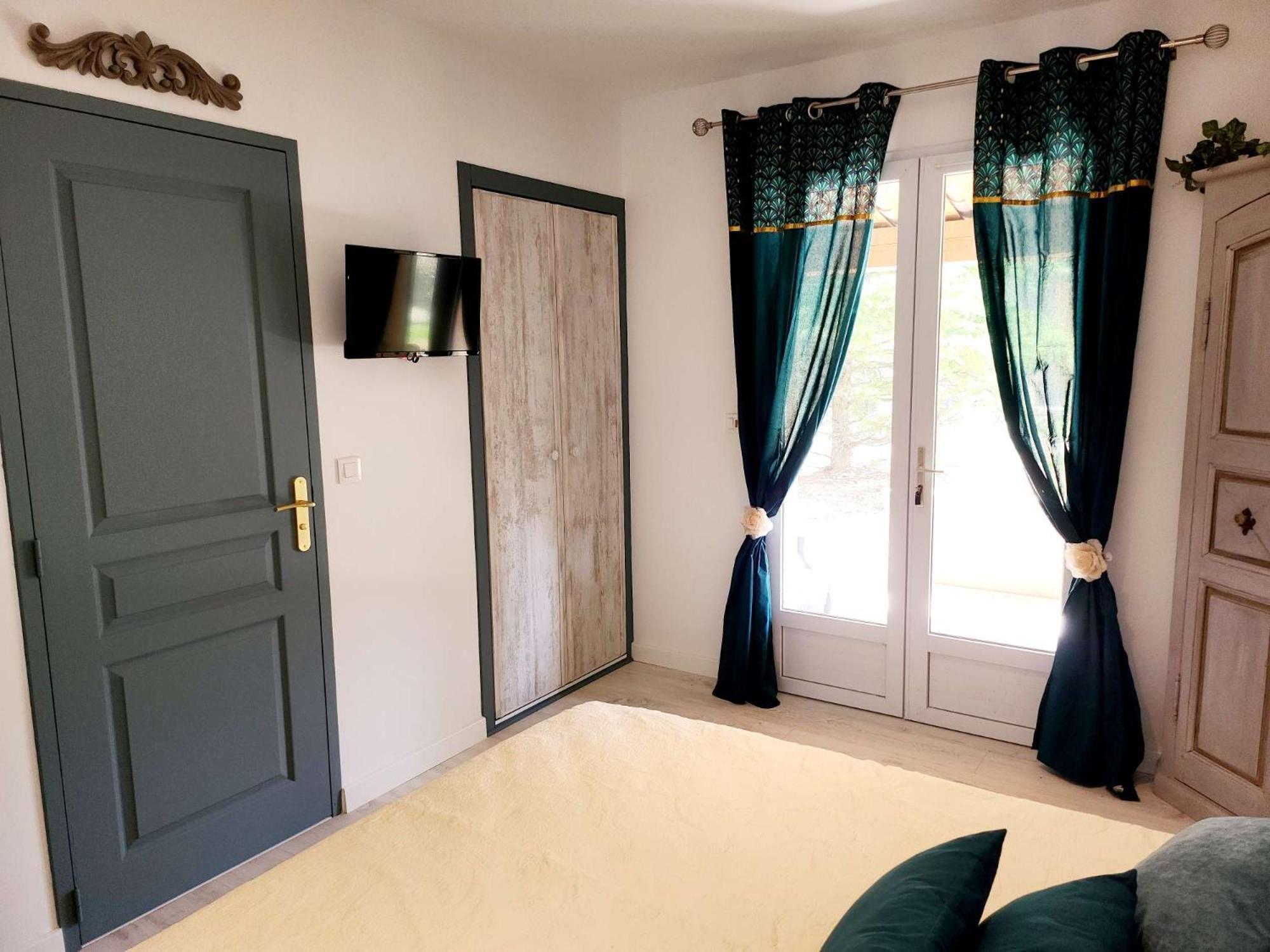 Le Clos Renaissance Oppède Buitenkant foto